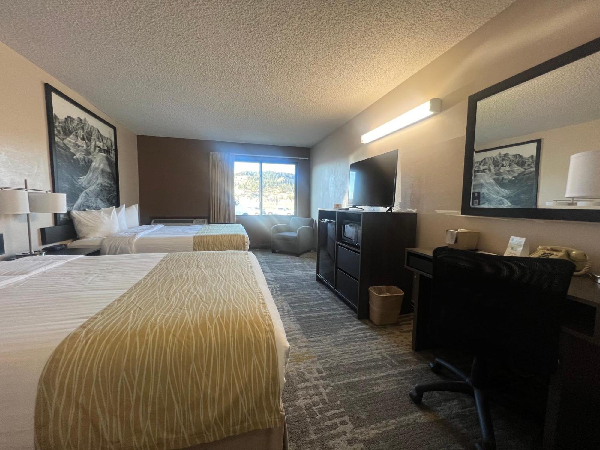 Super 8 By Wyndham Sturgis Hotel Exterior photo